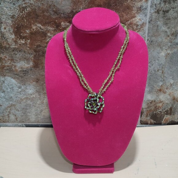 Multi Strand Green Beaded Necklace Detachable Floral Brooch Pendant - Picture 2 of 13